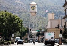 Warner Bros. Discovery reopens talks with Paramount